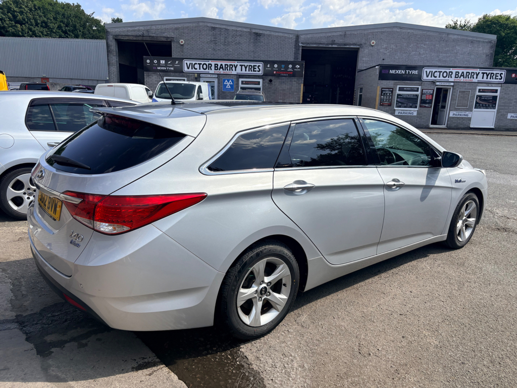 Hyundai I40 1.7 Crdi Blue Drive Premium Estate Manu #3