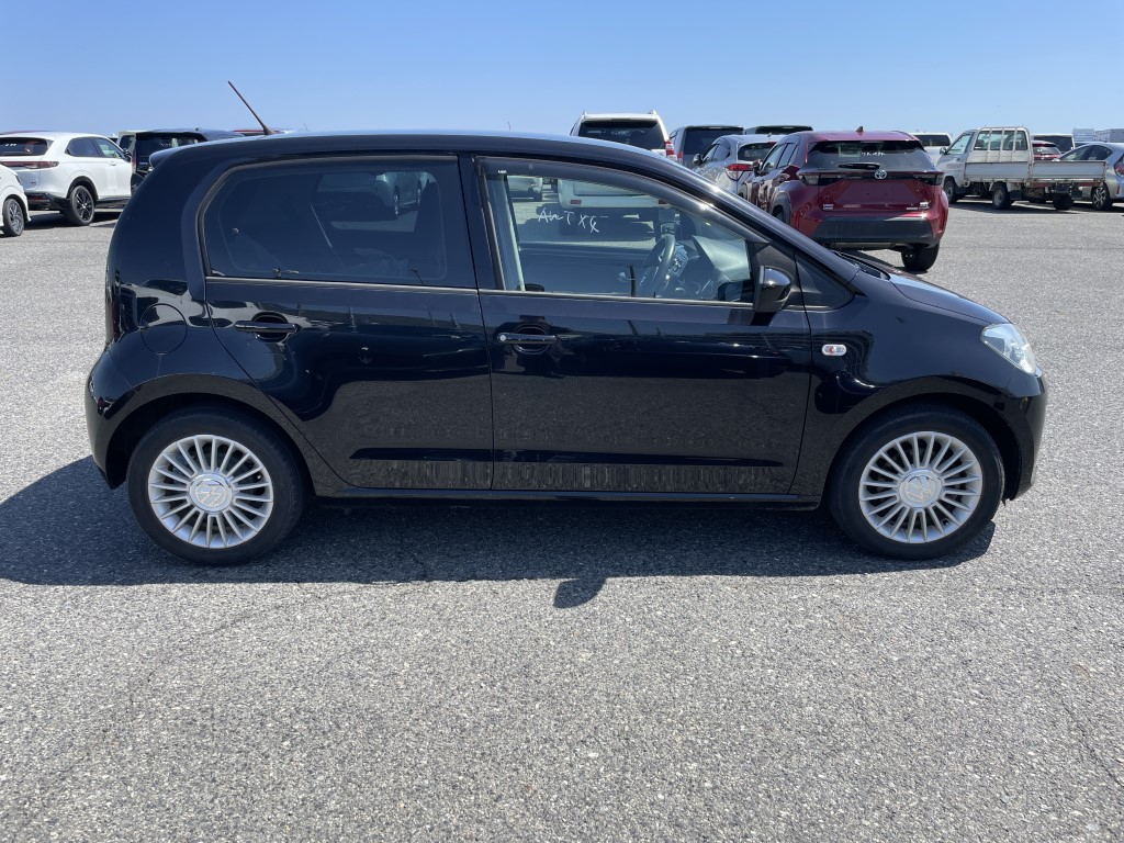 Volkswagen Up 1.0 High - High Grade- Windows-air Con-al  #5