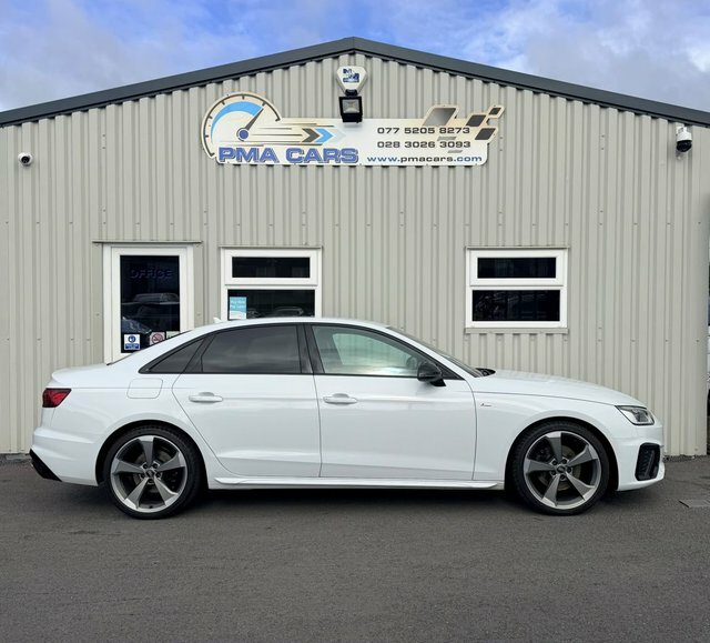 Audi A4 2.0 Tdi 30 Black Black #2