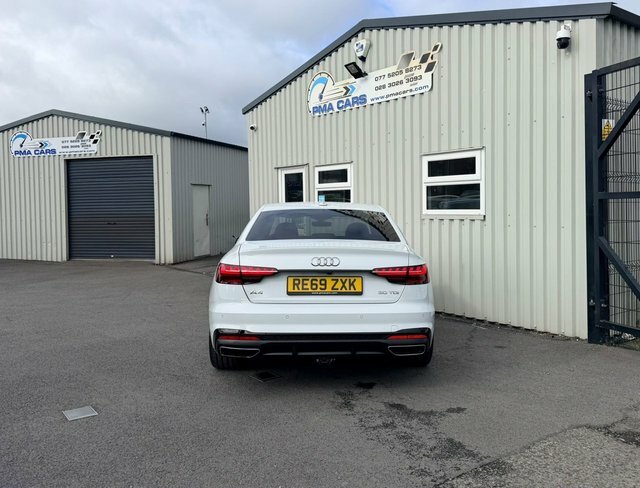 Audi A4 2.0 Tdi 30 Black Black #3