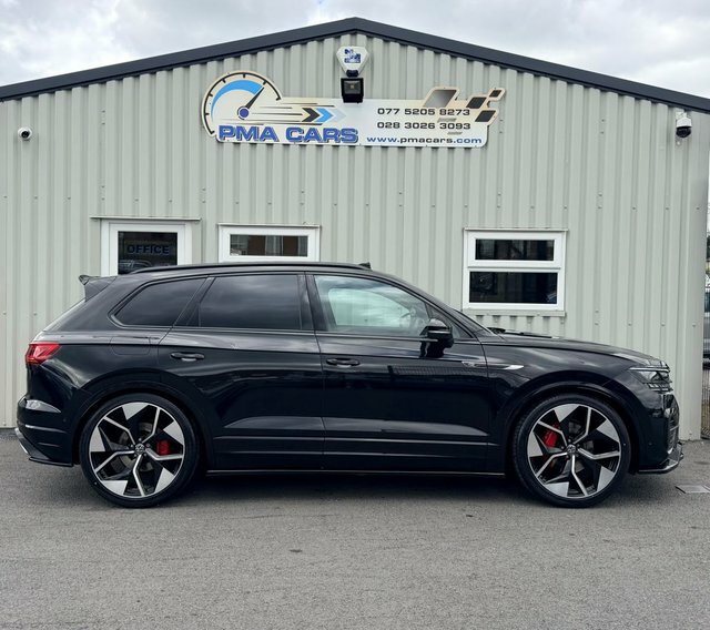 Volkswagen Touareg 3.0 Tdi V6 Black Black #3