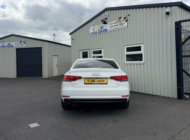 Audi A4 2.0 Tdi Ultra Se White #3