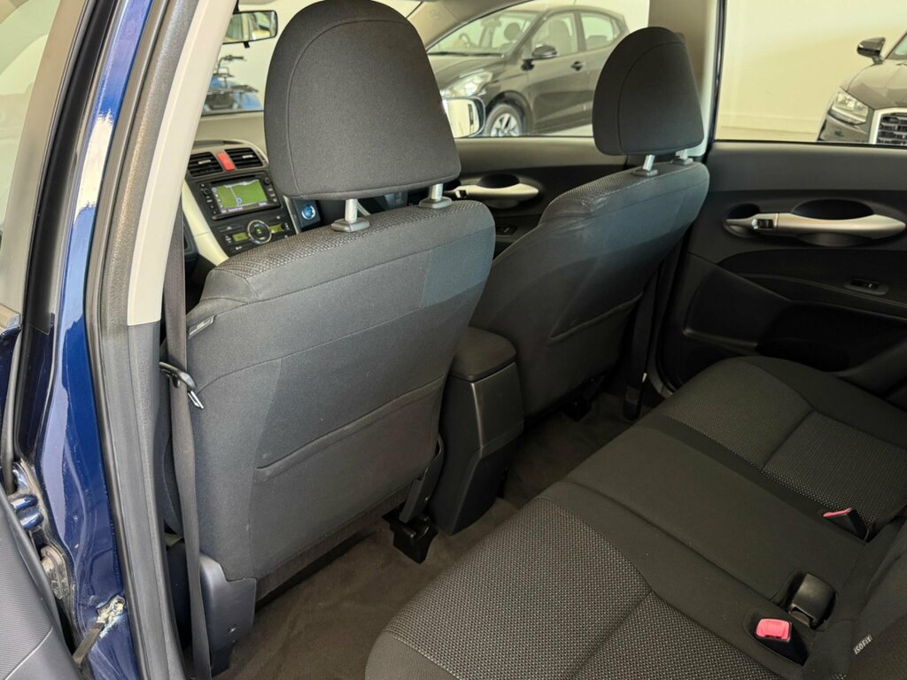 Toyota Auris Tr Valvematic Grey #72