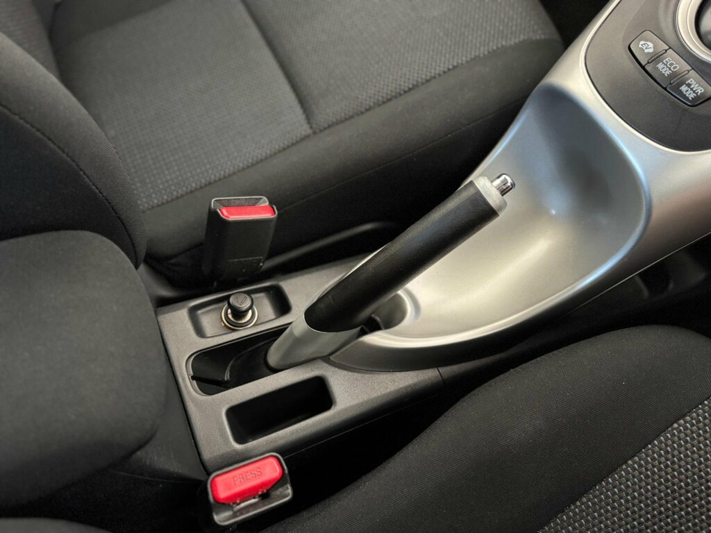 Toyota Auris Tr Valvematic Grey #62