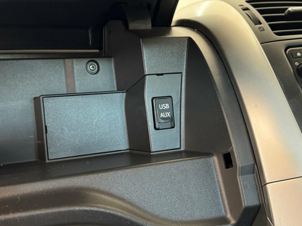 Toyota Auris Tr Valvematic Grey #76