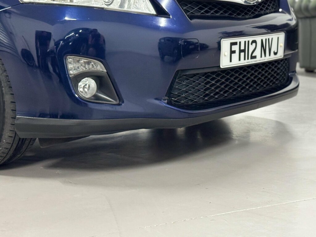 Toyota Auris Tr Valvematic Grey #42