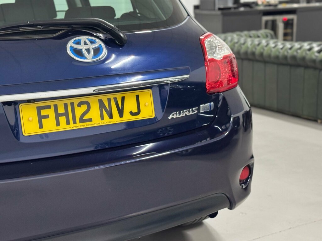 Toyota Auris Tr Valvematic Grey #26