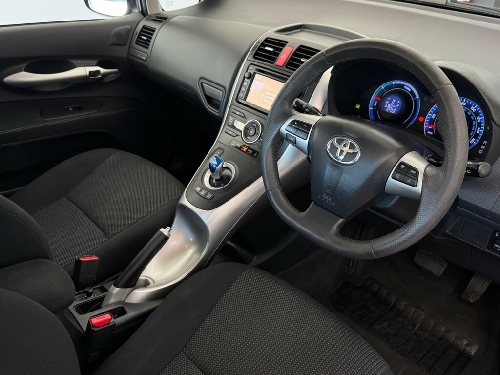 Toyota Auris Tr Valvematic Grey #67