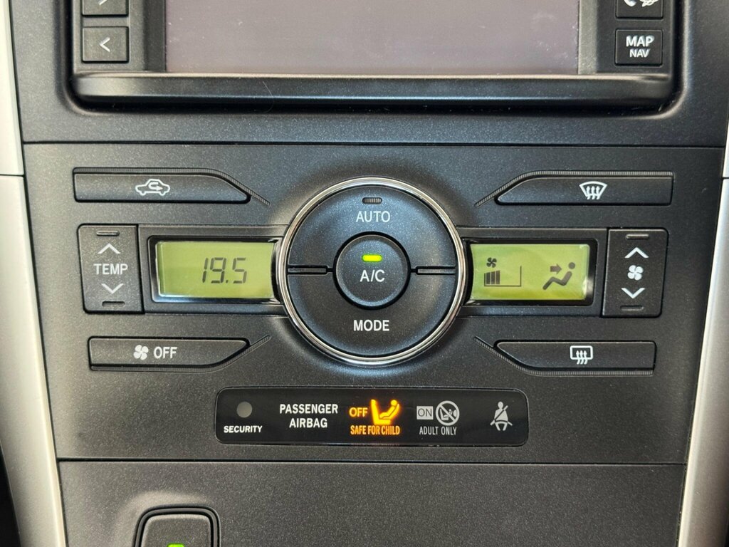 Toyota Auris Tr Valvematic Grey #56