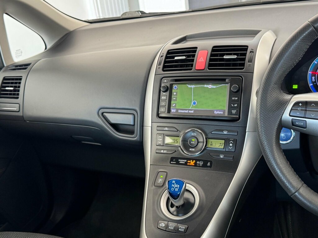 Toyota Auris Tr Valvematic Grey #70