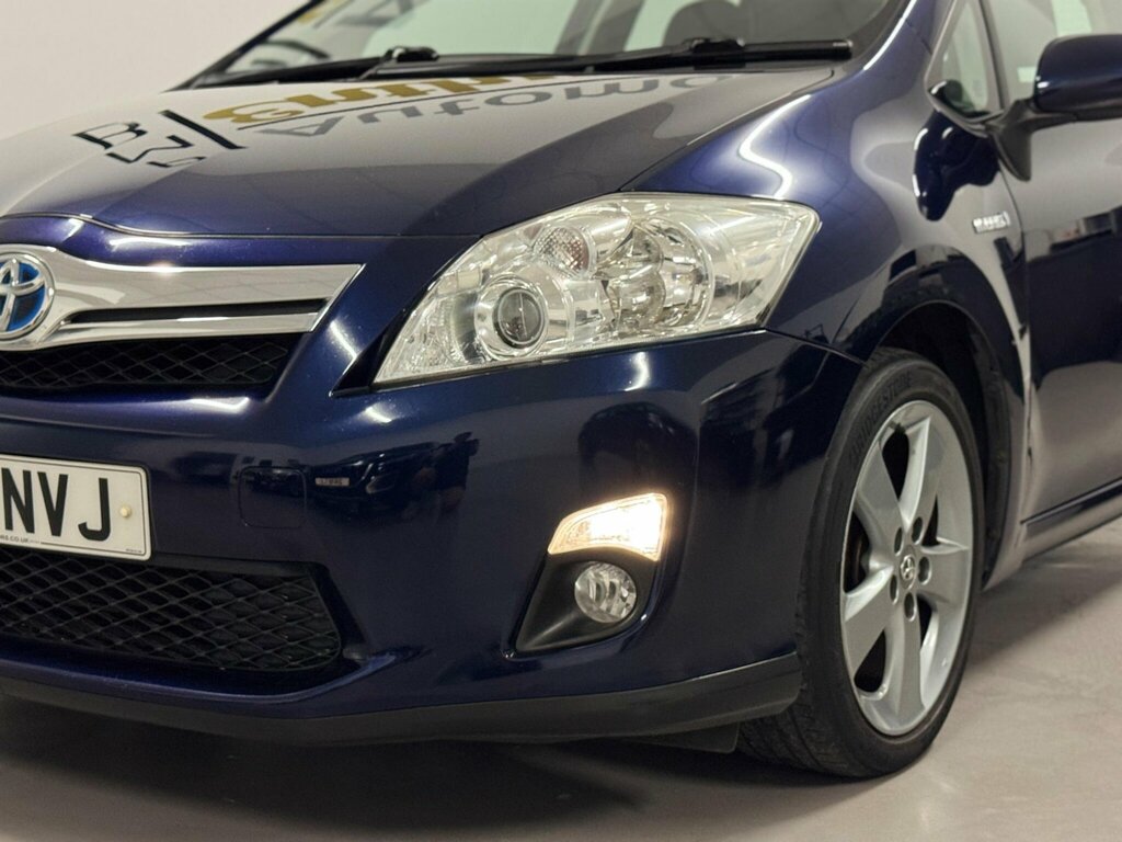 Toyota Auris Tr Valvematic Grey #32