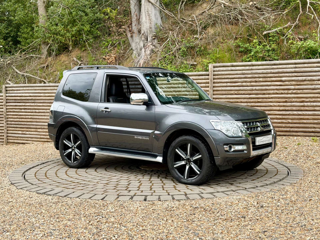 Mitsubishi Shogun Suv 3.2 Di-dc Warrior 4Wd Euro 6 Swb 201 Grey #16