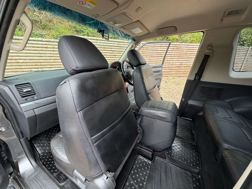 Mitsubishi Shogun Suv 3.2 Di-dc Warrior 4Wd Euro 6 Swb 201 Grey #22