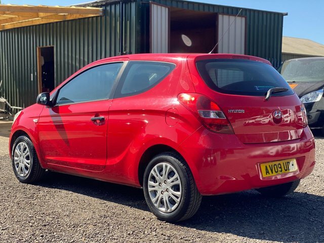 Hyundai I20 1.2 Classic Euro 4 Red #3