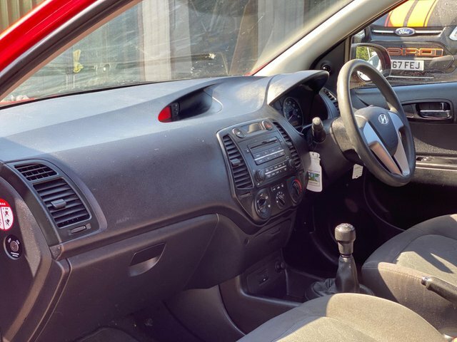 Hyundai I20 1.2 Classic Euro 4 Red #13