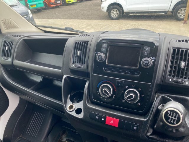 Citroen Relay 2.0 Bluehdi 35 Enterprise Ready To Run Crew Van White #4
