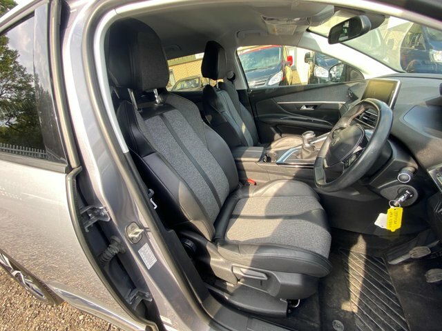 Peugeot 3008 1.2 Puretech Allure Euro 6 S S KR67FHP Grey #5