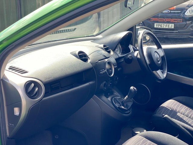 Mazda 2 2008 1.5 Sport 102 Bhp Mot Service Good 1St Car Silver #16