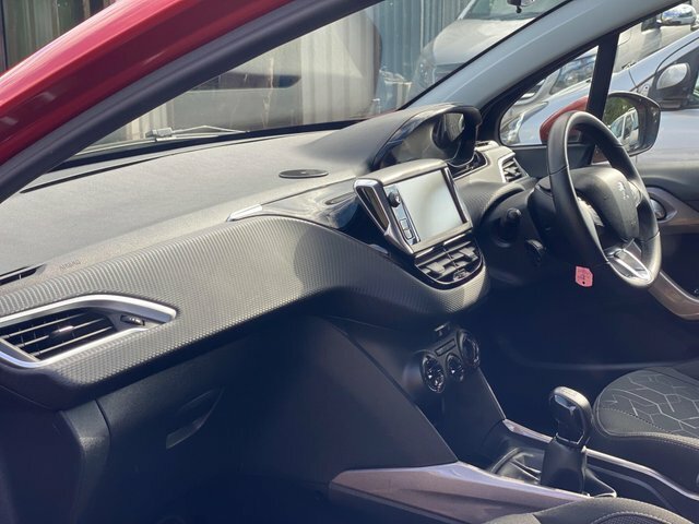 Peugeot 2008 1.2 Vti Allure  #45