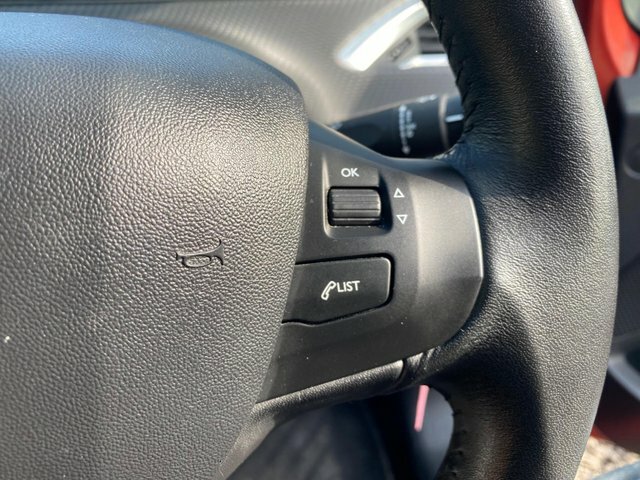 Peugeot 2008 1.2 Vti Allure  #33