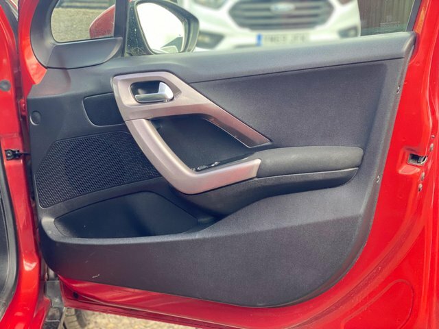 Peugeot 2008 1.2 Vti Allure  #37