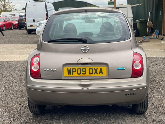 Nissan Micra 1.2 16V Visia Silver #17
