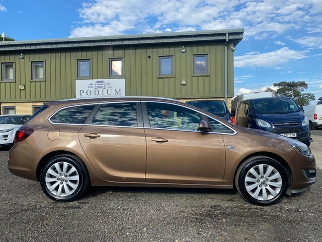 Vauxhall Astra 1.6 16V Excite Hatchback Euro 5 Blue #17