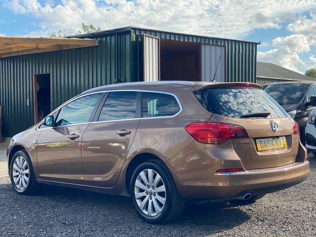 Vauxhall Astra 2.0 Cdti Elite Sports Tourer Euro 5 S S Brown #3