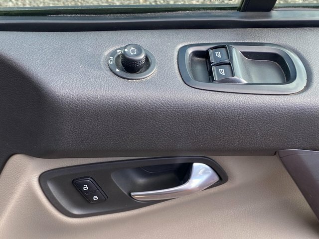 Ford Tourneo Custom 2.2 300 Tdci Zetec Silver #63