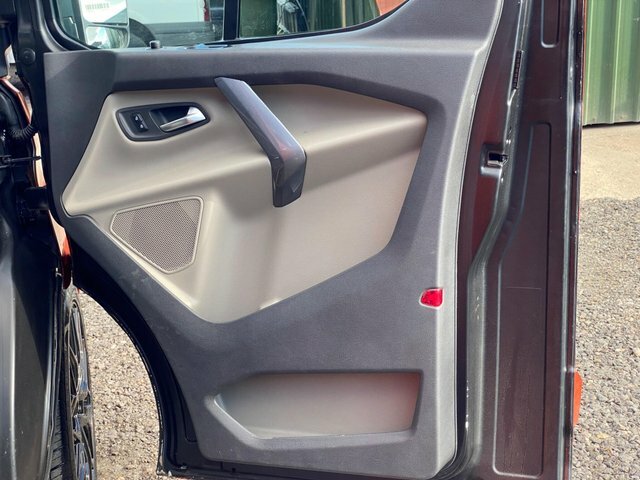 Ford Tourneo Custom 2.2 300 Tdci Zetec Silver #64