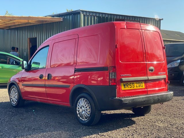 Vauxhall Combo 1.3 Cdti 1700 16V Red #3