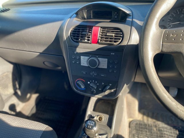 Vauxhall Combo 1.3 Cdti 1700 16V Red #6