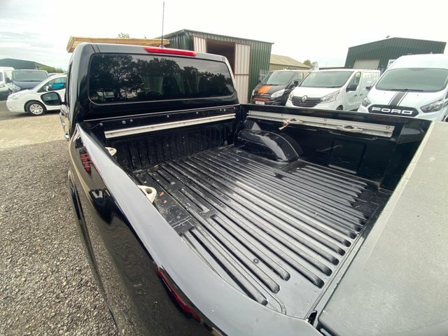 Nissan Navara Double Cab Pick Up Tekna 2.3Dci 190 4Wd White #49