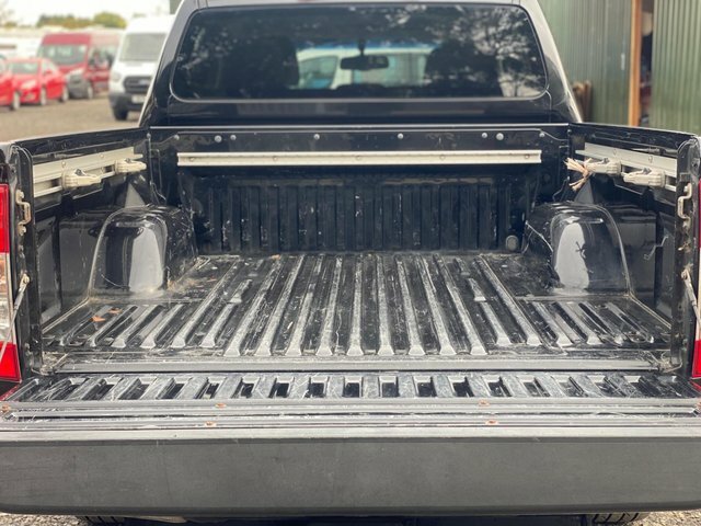 Nissan Navara Double Cab Pick Up Tekna 2.3Dci 190 4Wd White #11