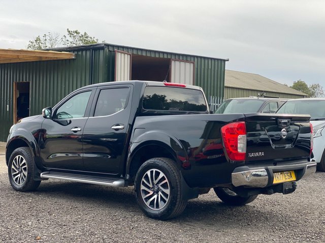 Nissan Navara 2.3 Dci Acenta 4Wd Euro 6 S S Black #3