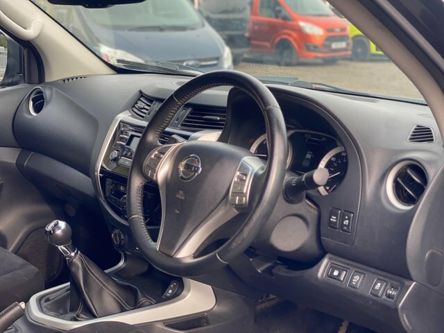 Nissan Navara 2.3 Dci Acenta 4Wd Euro 6 S S Black #6