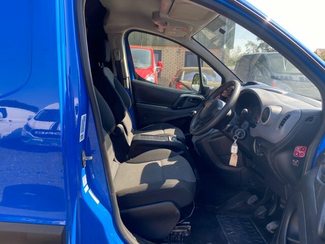 Peugeot Partner 625 Bluehdi 75 L1h1 Professional Swb Low Roof 170 White #25