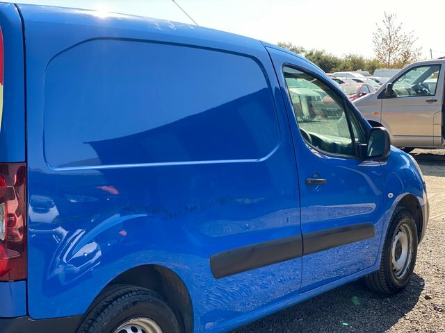 Peugeot Partner 625 Bluehdi 75 L1h1 Professional Swb Low Roof 170 White #24