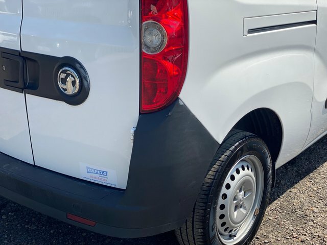 Vauxhall Combo Panel Van White #30