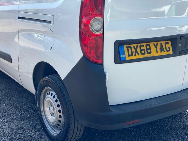 Vauxhall Combo Panel Van White #28