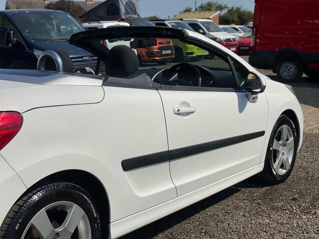 Peugeot 207 CC Cc 1.6 Vti Roland Garros Euro 5 White #30