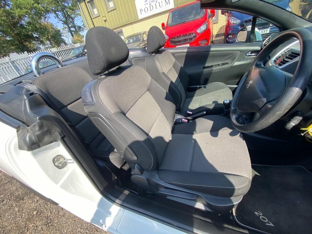 Peugeot 207 CC Cc 1.6 Vti Roland Garros Euro 5 White #31
