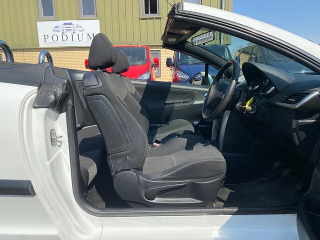 Peugeot 207 CC 1.6 Vti Active Euro 5 White #5