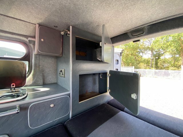 Renault Trafic Mpv Silver #33