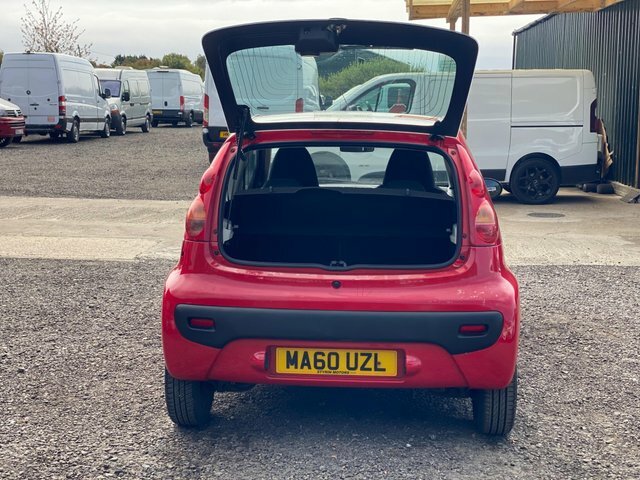 Peugeot 107 1.0 12V Urban 2 Tronic Euro 4 Yellow #34