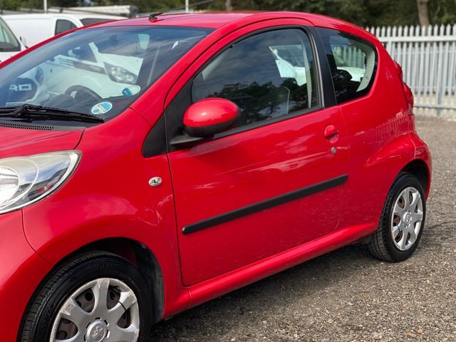 Peugeot 107 1.0 12V Urban 2 Tronic Euro 4 Yellow #22