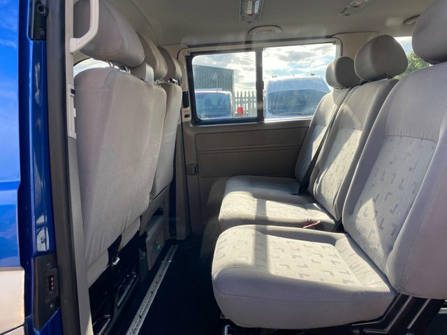 Volkswagen Transporter Shuttle T30 Se Silver #33