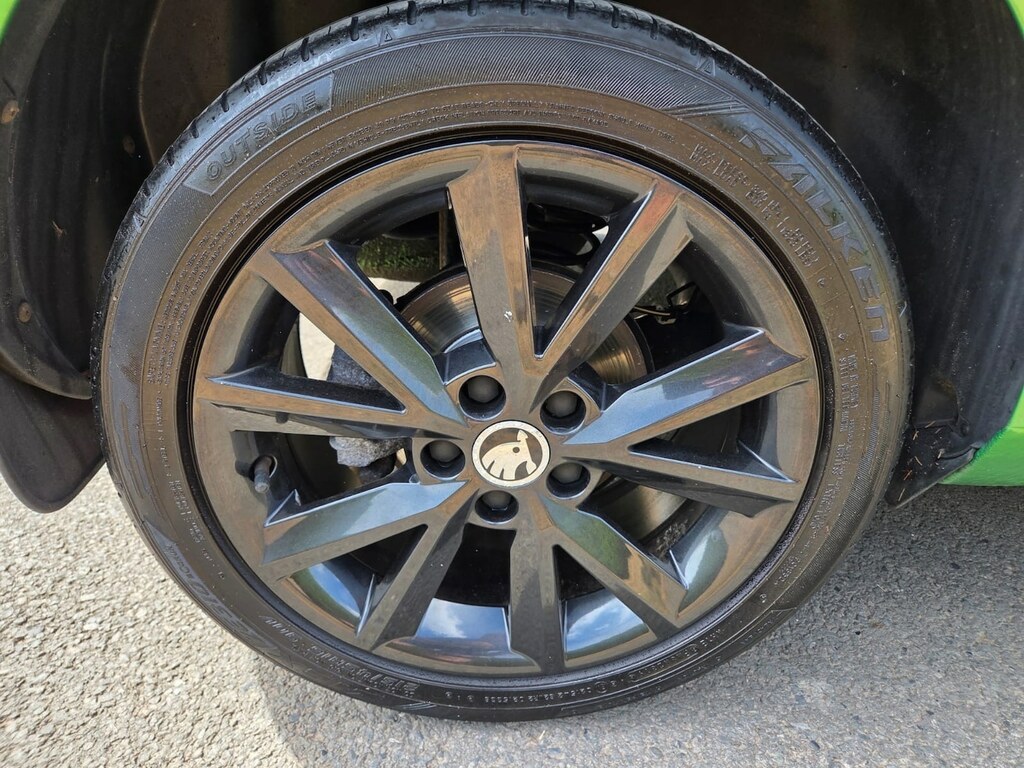 Skoda Fabia Colour Edition Tsi 5-Door Blue #12