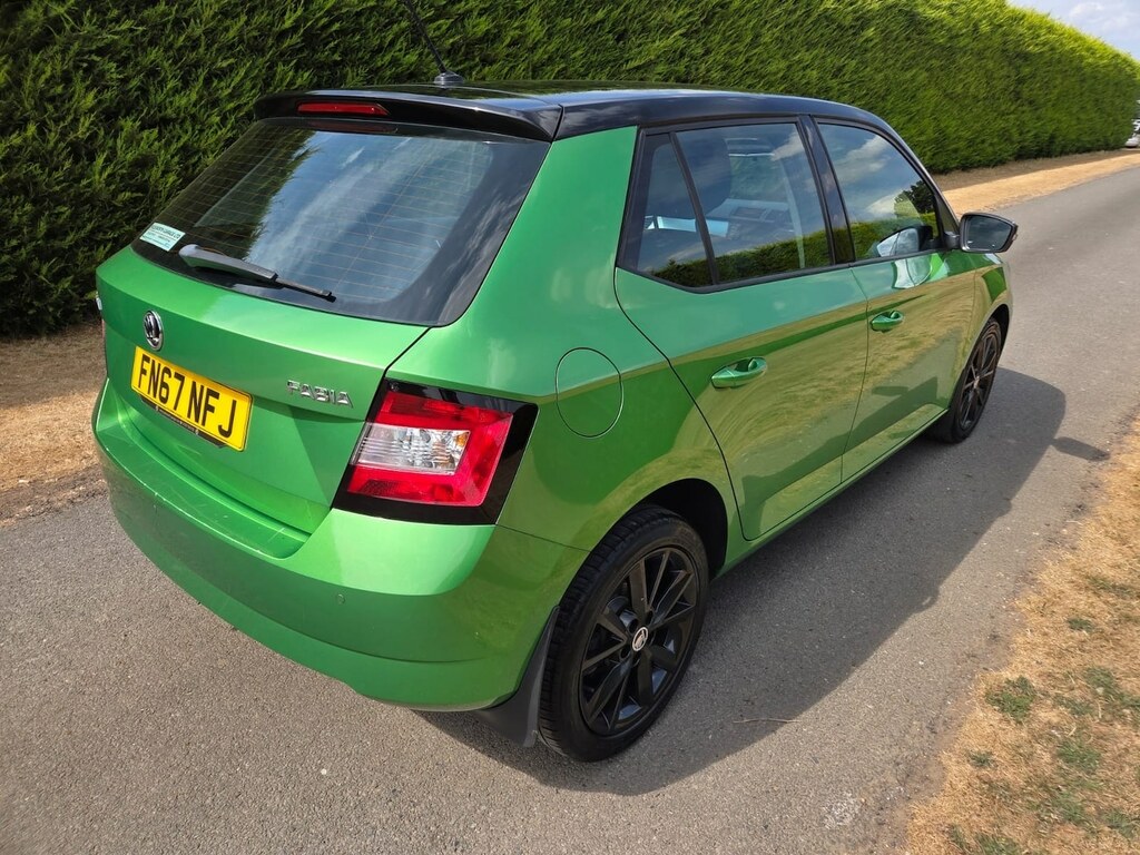 Skoda Fabia 1.0 Tsi Colour Edition  #4