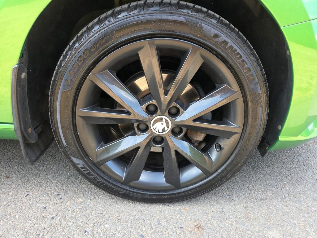 Skoda Fabia Colour Edition Tsi 5-Door Blue #11